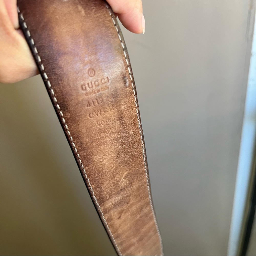 Gucci Black Leather Belt 90 with Iconic GG Emblem - Picture 8 of 8